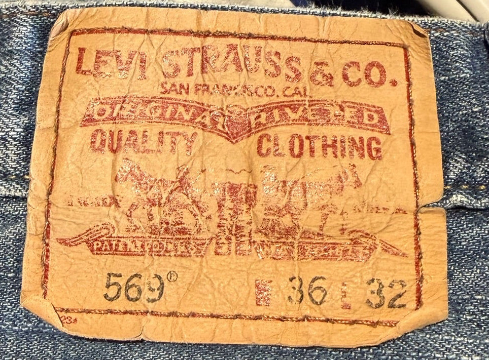 Vintage Levi’s 569 Jeans